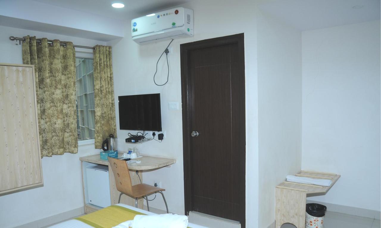 Hotel Pratz Inn Haydarabad Dış mekan fotoğraf